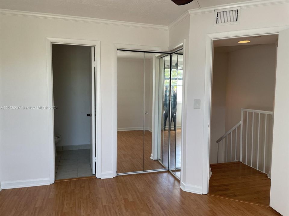 最近售出: $435,000 (2 贝兹, 2 浴室, 1000 平方英尺)