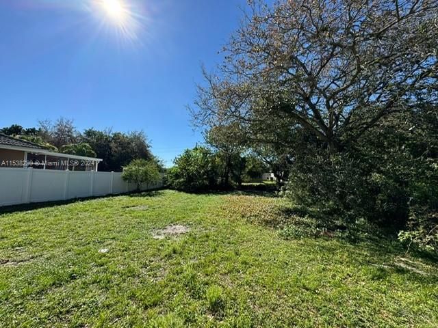 Recently Rented: $2,500 (3 beds, 1 baths, 0 Square Feet)