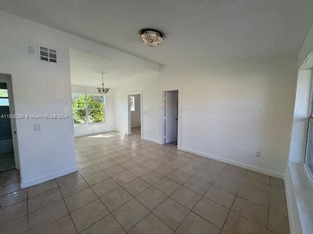 Recently Rented: $2,500 (3 beds, 1 baths, 0 Square Feet)