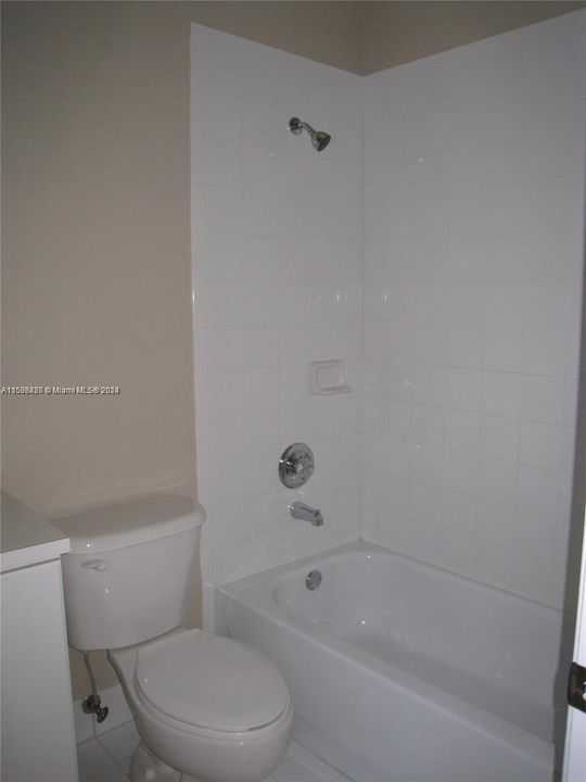 Recently Rented: $3,300 (4 beds, 3 baths, 1507 Square Feet)