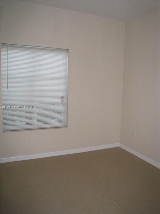 Recently Rented: $3,300 (4 beds, 3 baths, 1507 Square Feet)