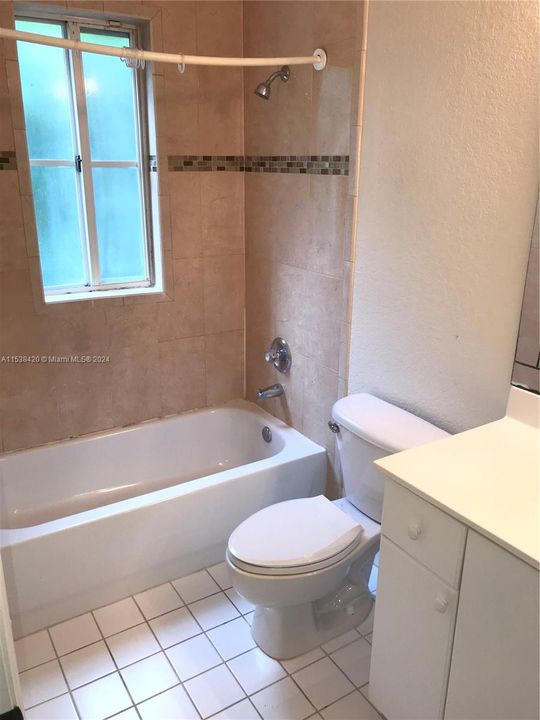 Recently Rented: $3,300 (4 beds, 3 baths, 1507 Square Feet)