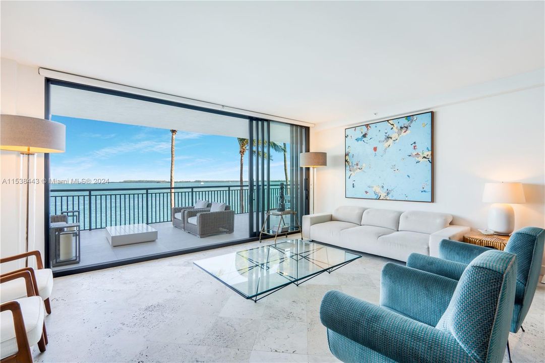 Active With Contract: $1,545,000 (2 beds, 2 baths, 1500 Square Feet)