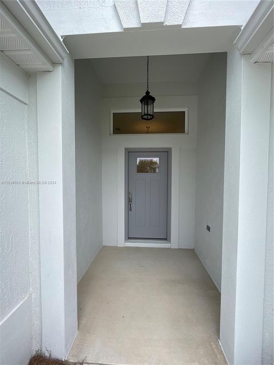 For Rent: $2,950 (3 beds, 2 baths, 2756 Square Feet)