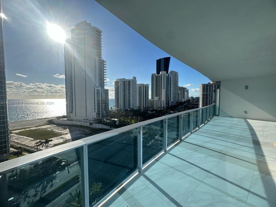 For Sale: $1,890,000 (2 beds, 2 baths, 0 Square Feet)