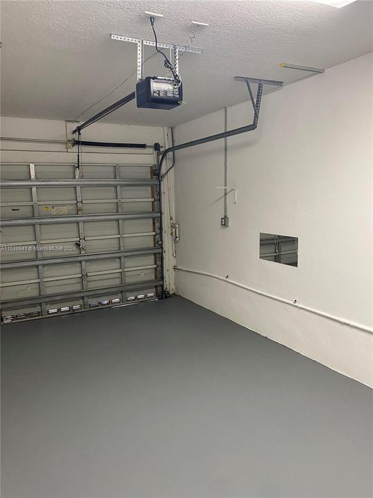 Recientemente alquilado: $2,950 (2 camas, 2 baños, 1044 Pies cuadrados)