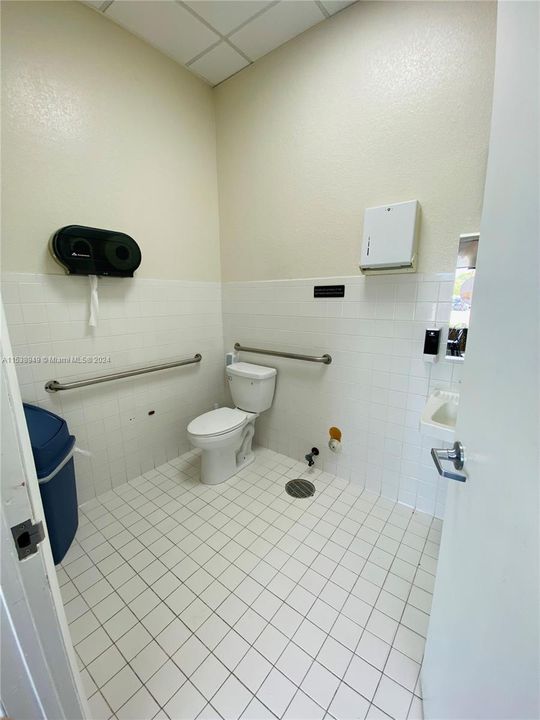 待售: $385,000 (0 贝兹, 0 浴室, 0 平方英尺)