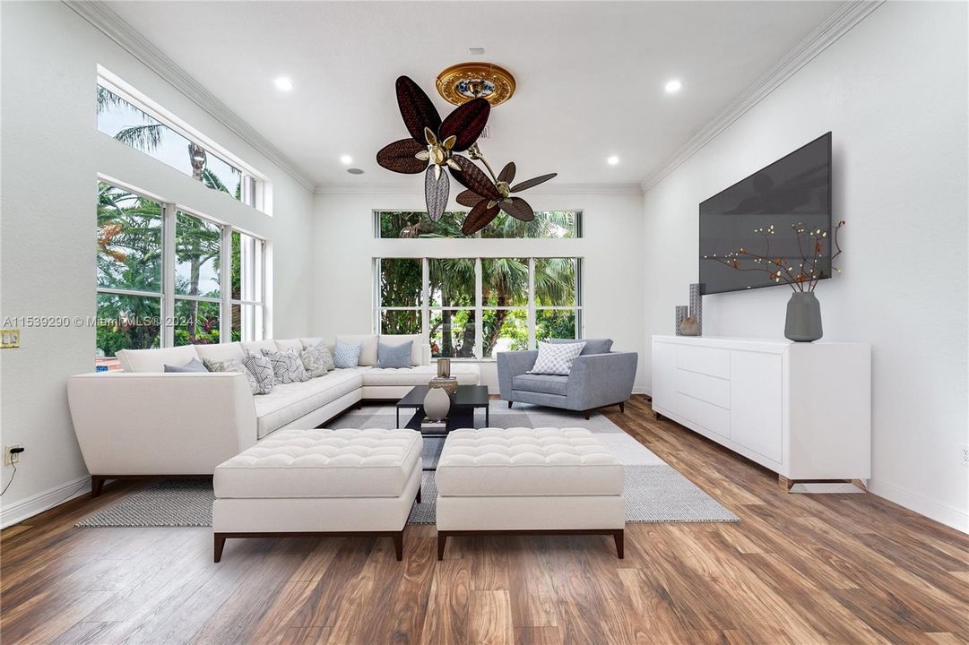 Recently Sold: $1,799,000 (5 beds, 4 baths, 4635 Square Feet)