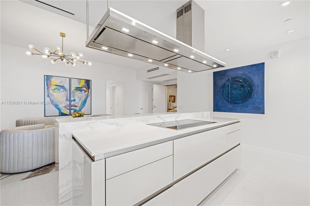 For Sale: $6,290,000 (3 beds, 4 baths, 3110 Square Feet)