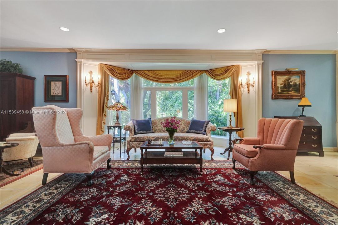 For Sale: $10,795,000 (6 beds, 6 baths, 5702 Square Feet)