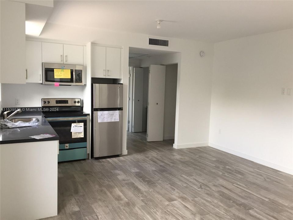 Recientemente alquilado: $2,200 (1 camas, 1 baños, 622 Pies cuadrados)