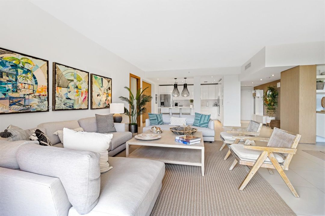 Active With Contract: $2,950,000 (4 beds, 4 baths, 3038 Square Feet)