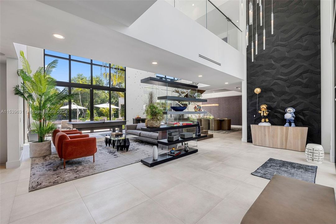 For Sale: $9,950,000 (6 beds, 6 baths, 7191 Square Feet)
