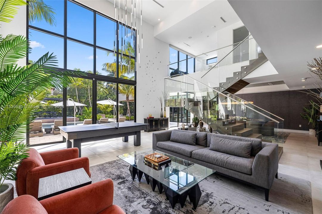 For Sale: $9,950,000 (6 beds, 6 baths, 7191 Square Feet)