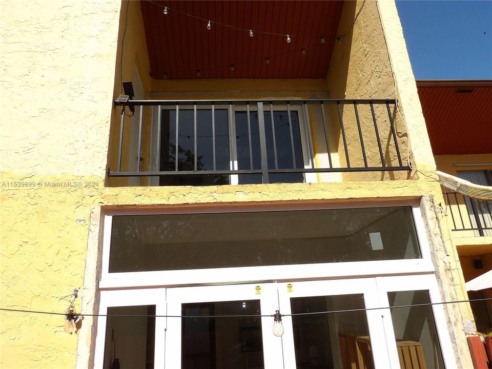 Недавно арендовано: $2,700 (2 спален, 2 ванн, 1395 Квадратных фут)