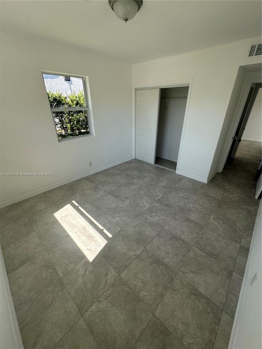 Master bedroom with Bathroom