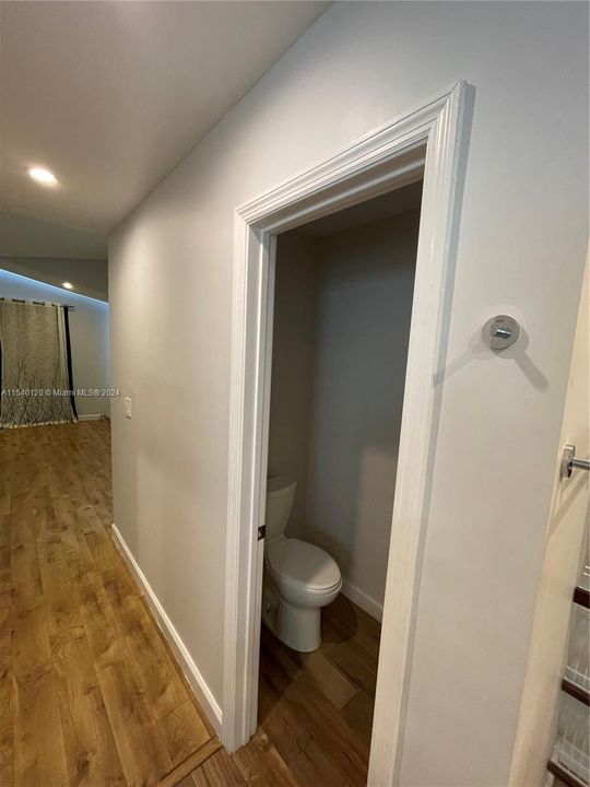 Recently Sold: $660,000 (3 beds, 2 baths, 1631 Square Feet)