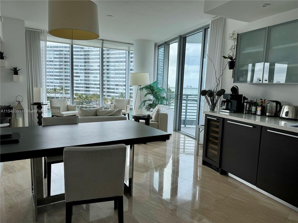 Recently Rented: $7,500 (1 beds, 2 baths, 1128 Square Feet)