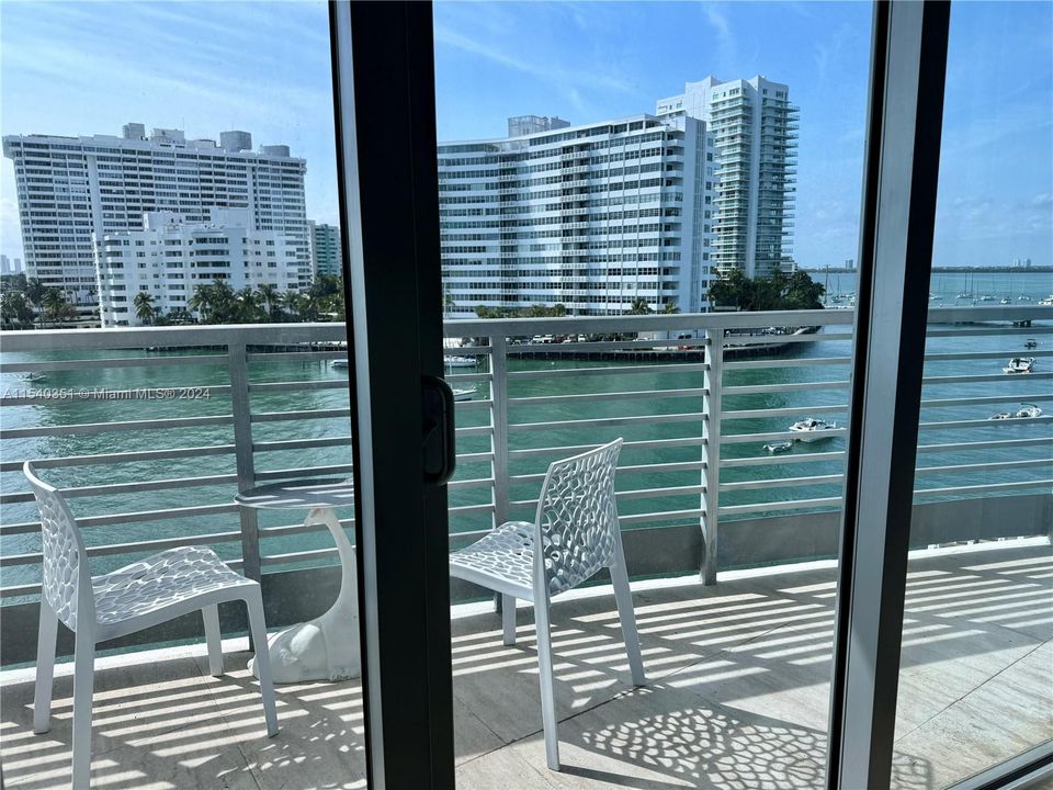 Recently Rented: $7,500 (1 beds, 2 baths, 1128 Square Feet)