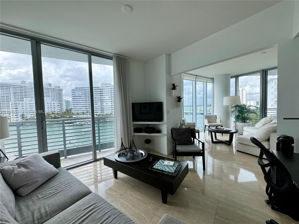 Recently Rented: $7,500 (1 beds, 2 baths, 1128 Square Feet)