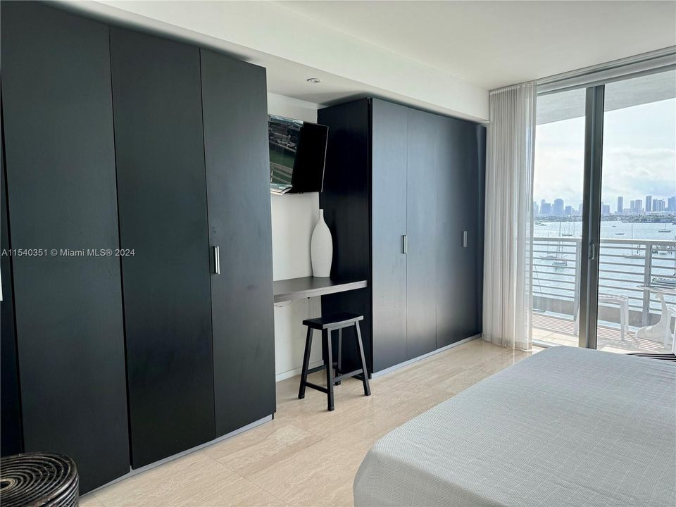 Recently Rented: $7,500 (1 beds, 2 baths, 1128 Square Feet)