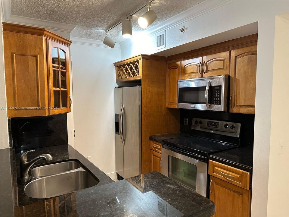 Недавно арендовано: $1,950 (1 спален, 1 ванн, 800 Квадратных фут)