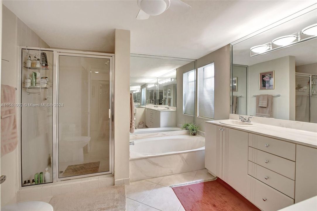 Vendido Recientemente: $489,000 (3 camas, 2 baños, 1900 Pies cuadrados)