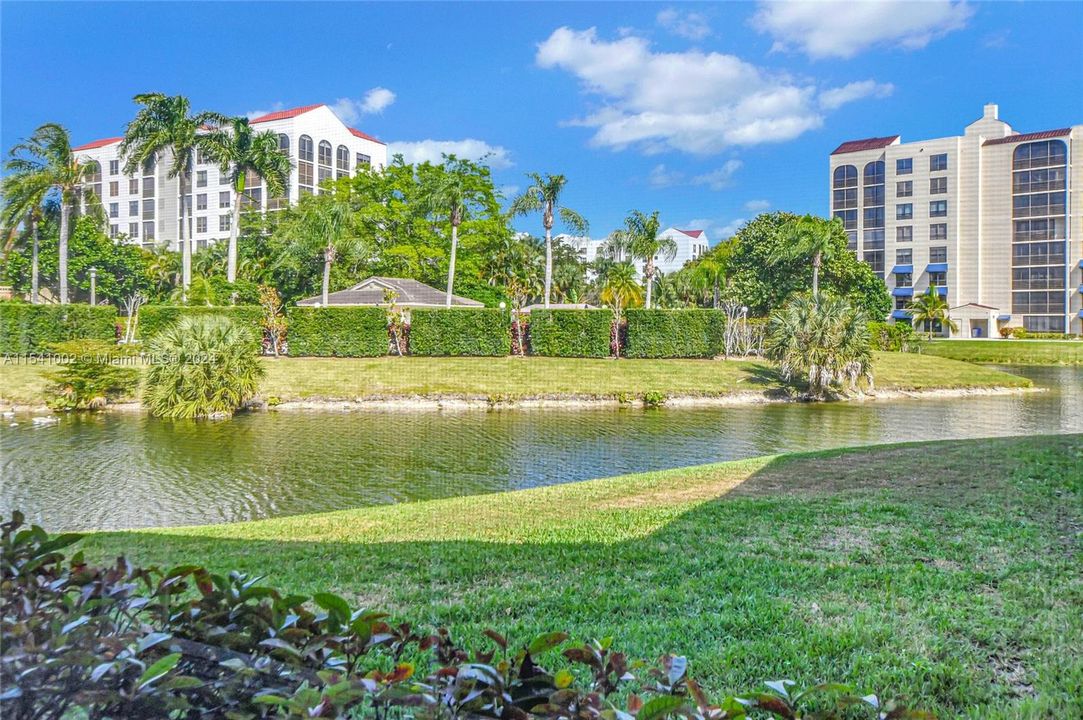 Vendido Recientemente: $489,000 (3 camas, 2 baños, 1900 Pies cuadrados)