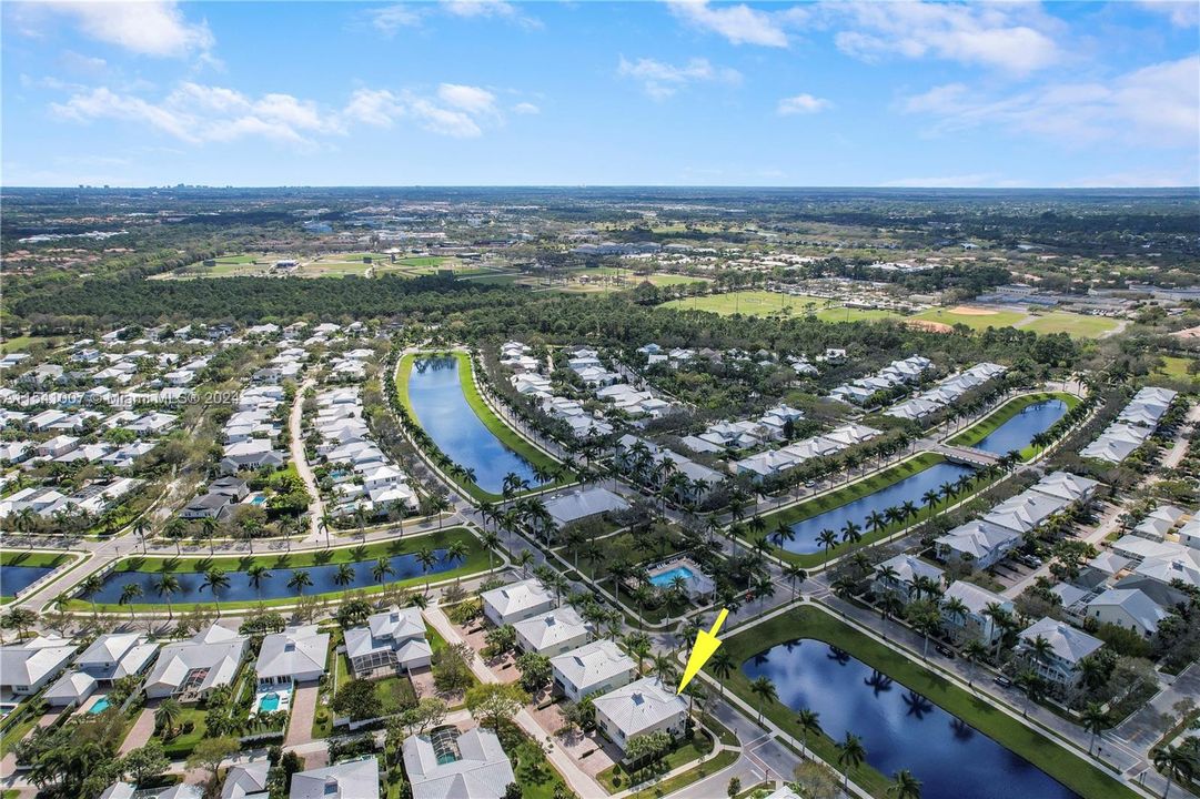 Proximity to Roger Dean Stadium & Downtown Abacoa