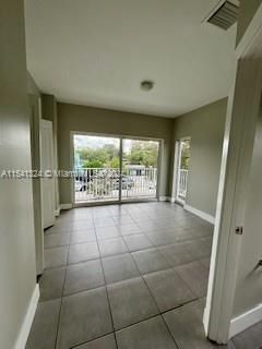 Active With Contract: $3,000 (3 beds, 2 baths, 2454 Square Feet)