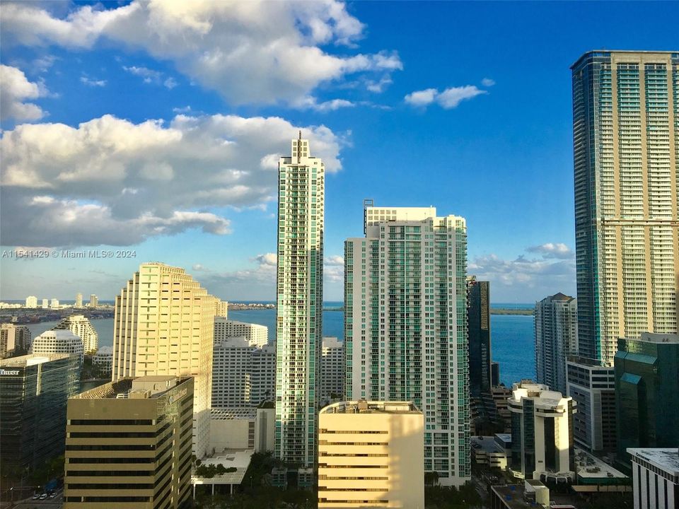 Recently Rented: $6,500 (2 beds, 2 baths, 1121 Square Feet)