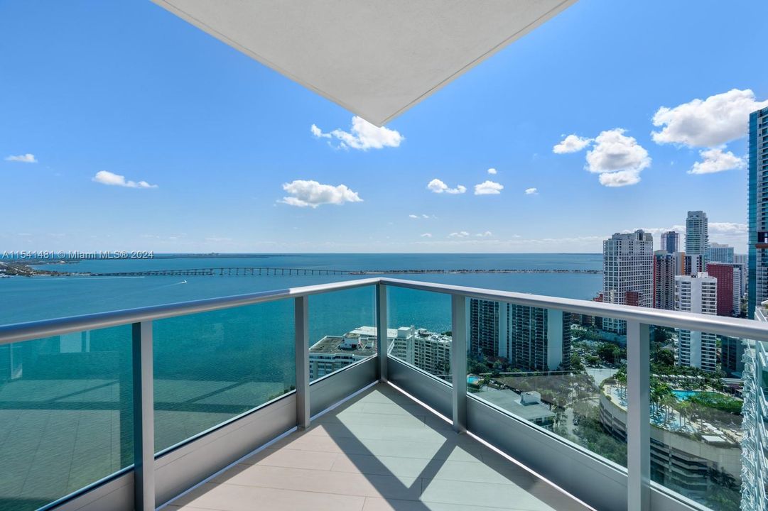 For Sale: $5,500,000 (4 beds, 4 baths, 3415 Square Feet)