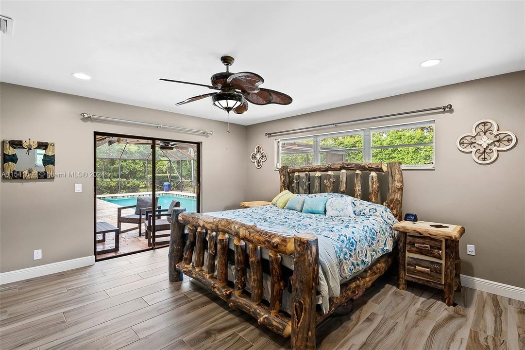 Vendido Recientemente: $970,000 (3 camas, 3 baños, 2771 Pies cuadrados)