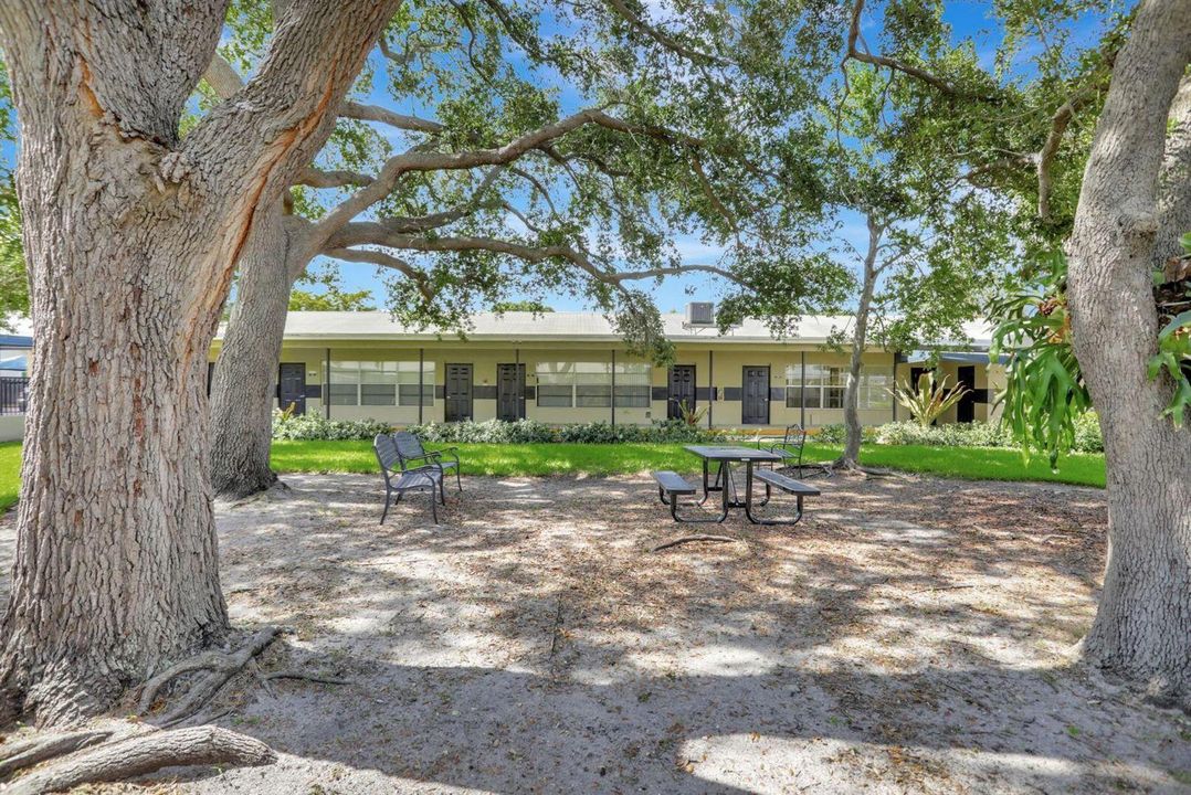 Courtyard between N & S Buildings