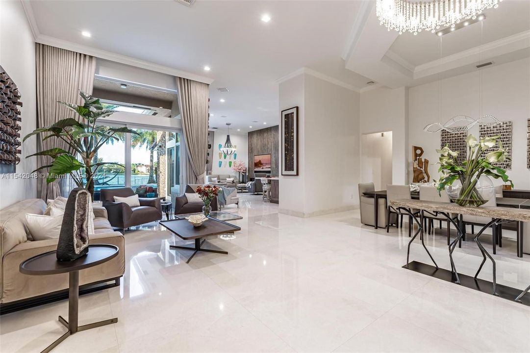 Active With Contract: $1,950,000 (5 beds, 3 baths, 3109 Square Feet)