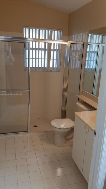 Recently Rented: $3,500 (4 beds, 2 baths, 1597 Square Feet)