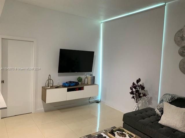 Recently Rented: $2,650 (1 beds, 1 baths, 659 Square Feet)