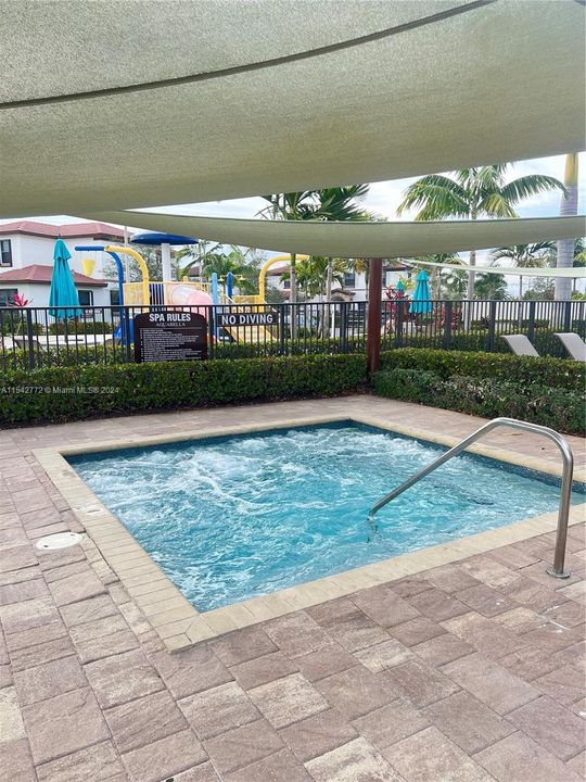 Recently Rented: $3,600 (4 beds, 3 baths, 1959 Square Feet)