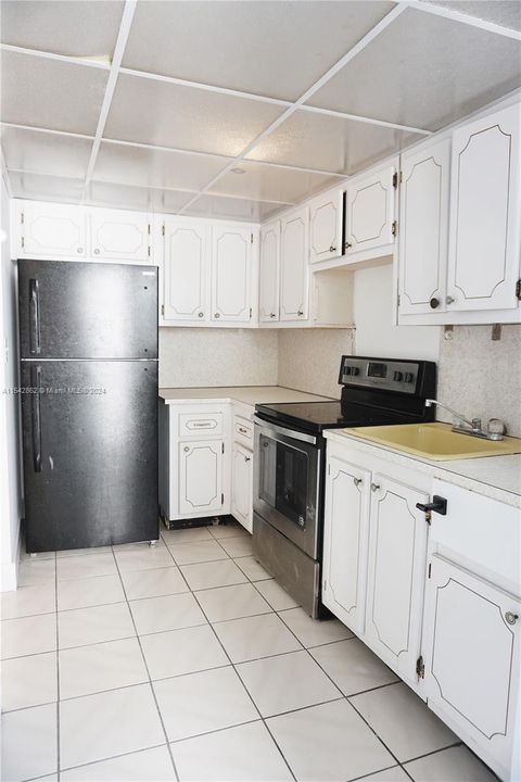 Recently Sold: $279,000 (1 beds, 1 baths, 638 Square Feet)