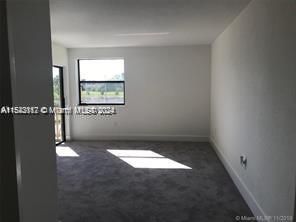 Recently Rented: $2,200 (2 beds, 1 baths, 891 Square Feet)