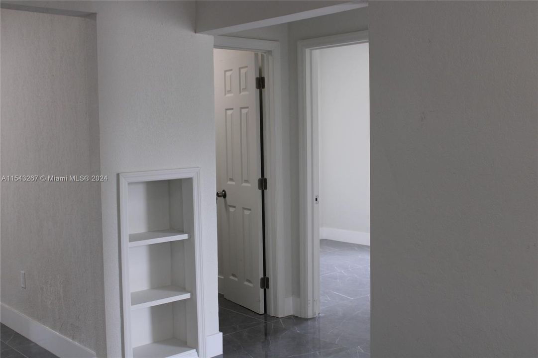 Recently Sold: $495,000 (3 beds, 2 baths, 1187 Square Feet)