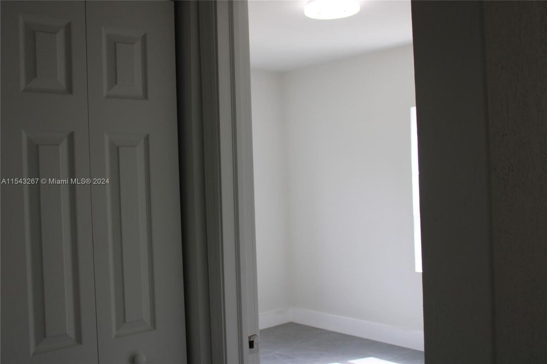 Recently Sold: $495,000 (3 beds, 2 baths, 1187 Square Feet)