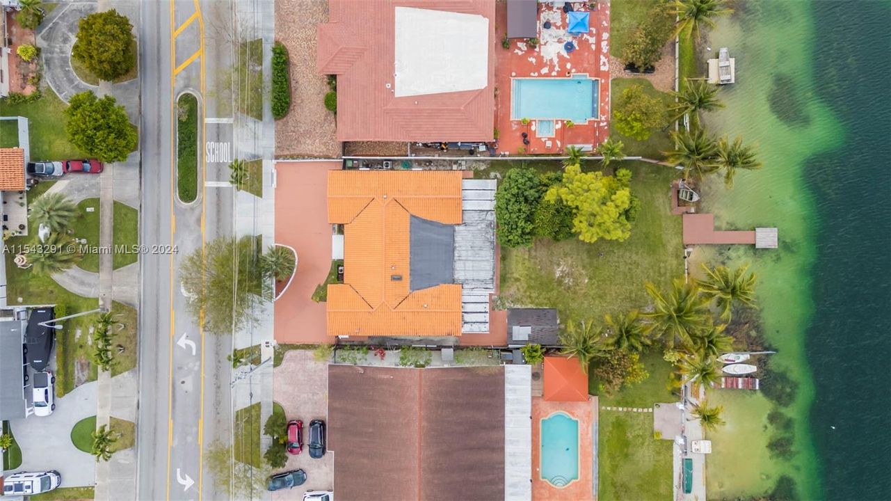 Недавно продано: $829,900 (4 спален, 4 ванн, 2810 Квадратных фут)