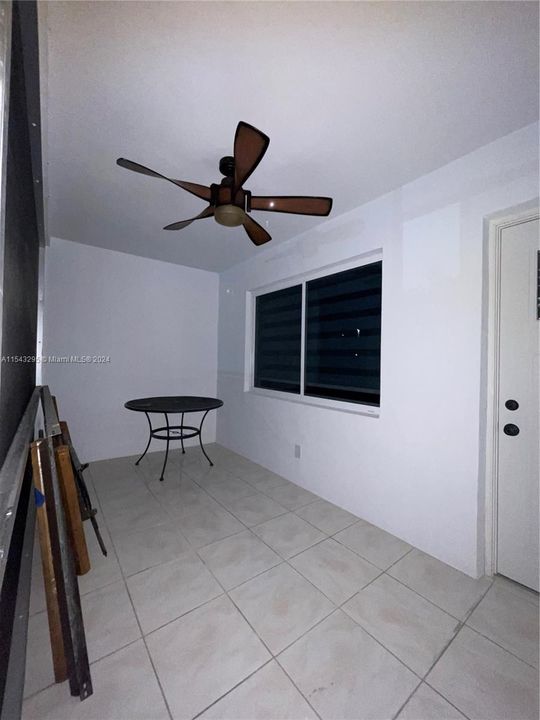 For Sale: $269,900 (2 beds, 2 baths, 1000 Square Feet)
