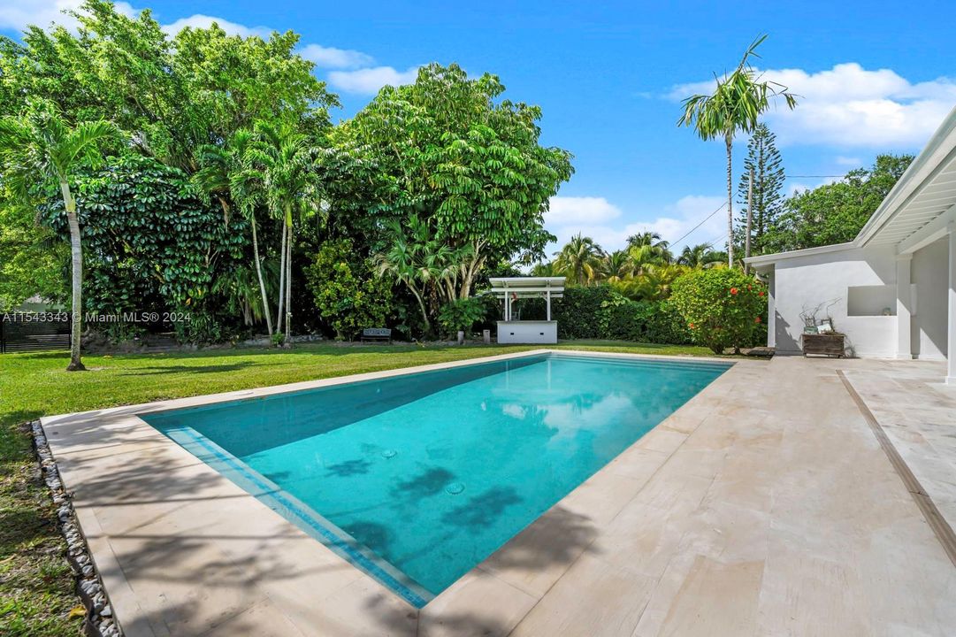 Recently Sold: $1,399,000 (4 beds, 2 baths, 2132 Square Feet)