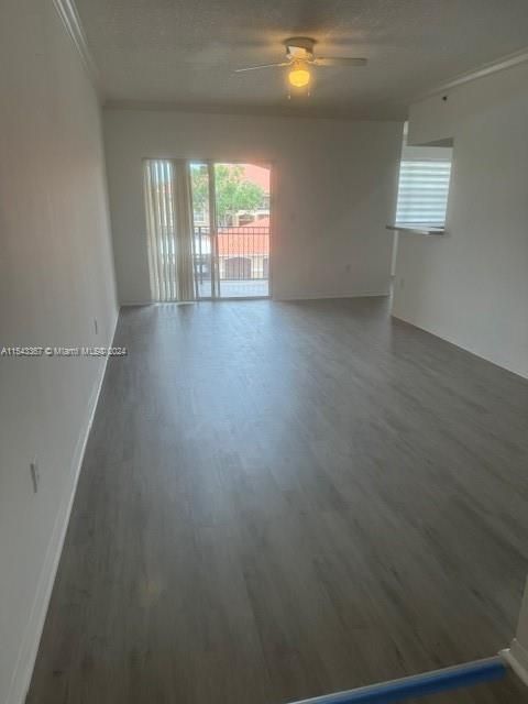 Recently Rented: $2,400 (2 beds, 2 baths, 1130 Square Feet)