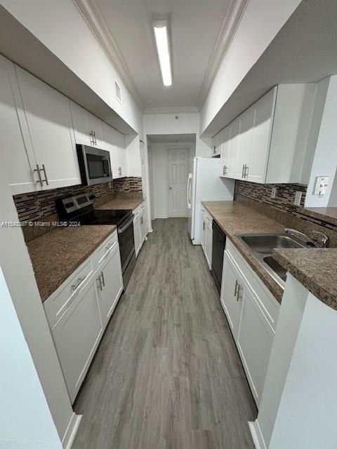 Recently Rented: $2,400 (2 beds, 2 baths, 1130 Square Feet)