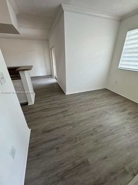 Recently Rented: $2,400 (2 beds, 2 baths, 1130 Square Feet)