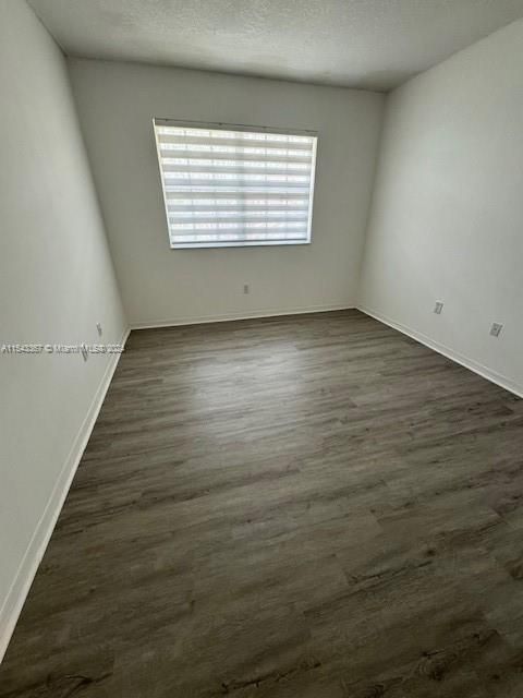 Recently Rented: $2,400 (2 beds, 2 baths, 1130 Square Feet)
