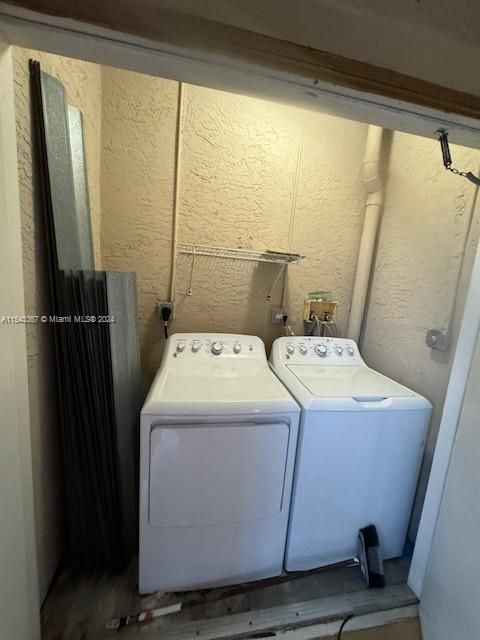 Recently Rented: $2,400 (2 beds, 2 baths, 1130 Square Feet)